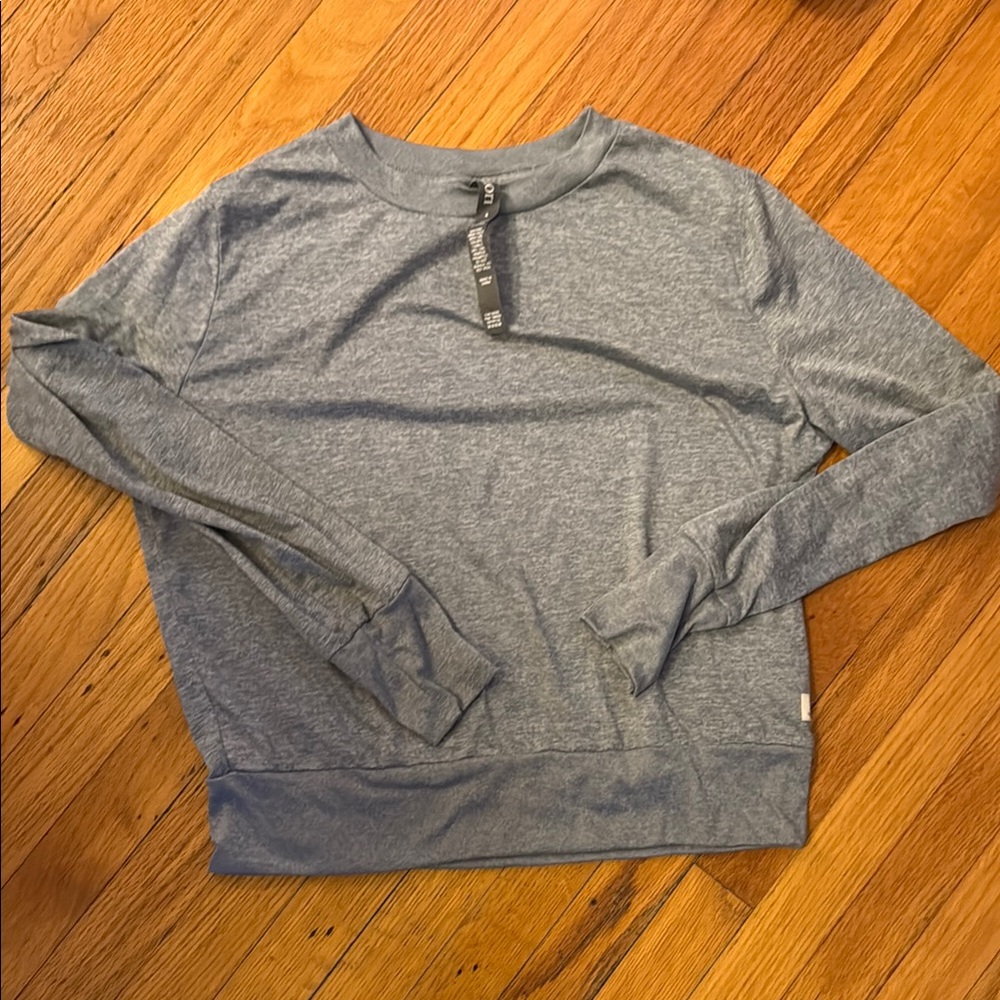 Gray Long Sleeve Sweatshirt